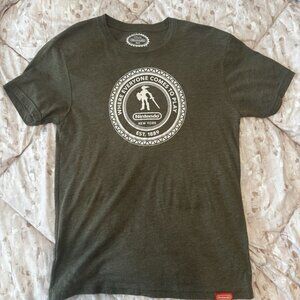 Nintendo New York Exclusive Zelda Shirt Medium Everyone Comes To Play Green Link